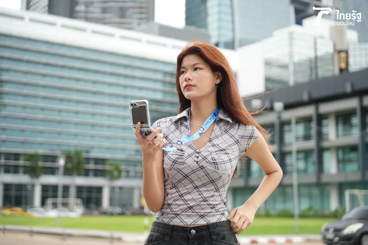 รีวิว Galaxy Z Flip 6 x Crybaby รุ่นลิมิเต็ดเอาใจสายจุ่ม รับอาร์ตทอย พร้อมอุปกรณ์ใช้งานสุดคิวต์