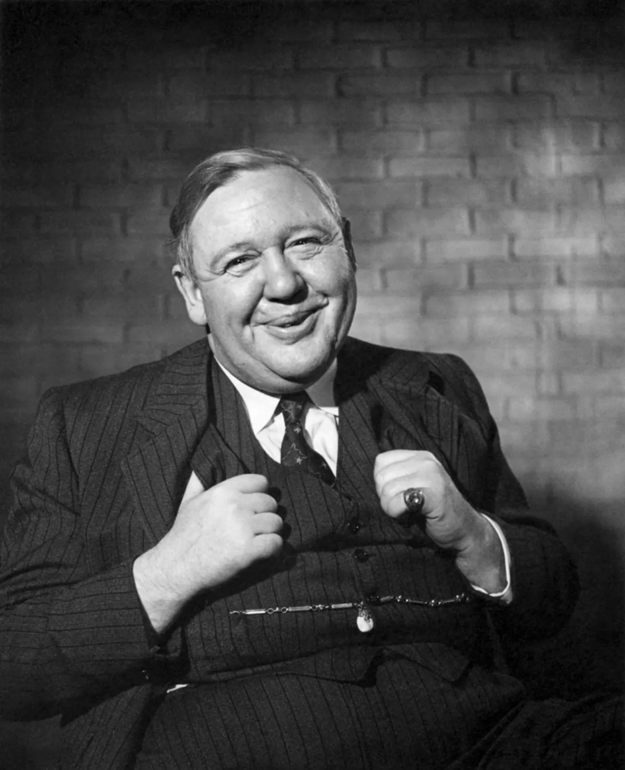 Charles Laughton - นักแสดงนำ The Island of Dr. Moreau ฉบับปี ค.ศ. 1932