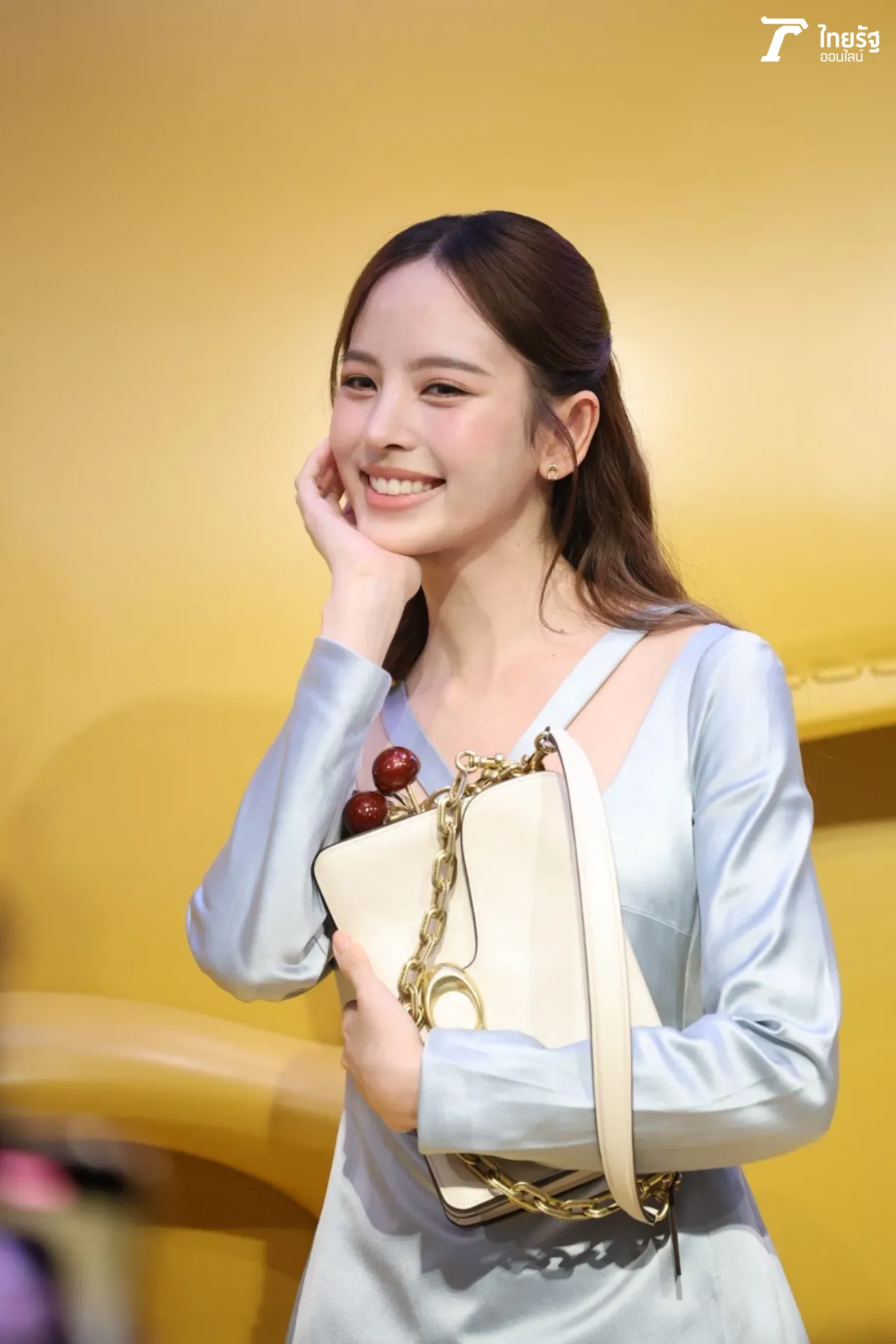 ณิชา ออกสื่อครั้งแรกหลังข่าว โตโน่ มาในลุคสวยหวานสดใส แต่ยังไม่พูดใดๆ (คลิป)