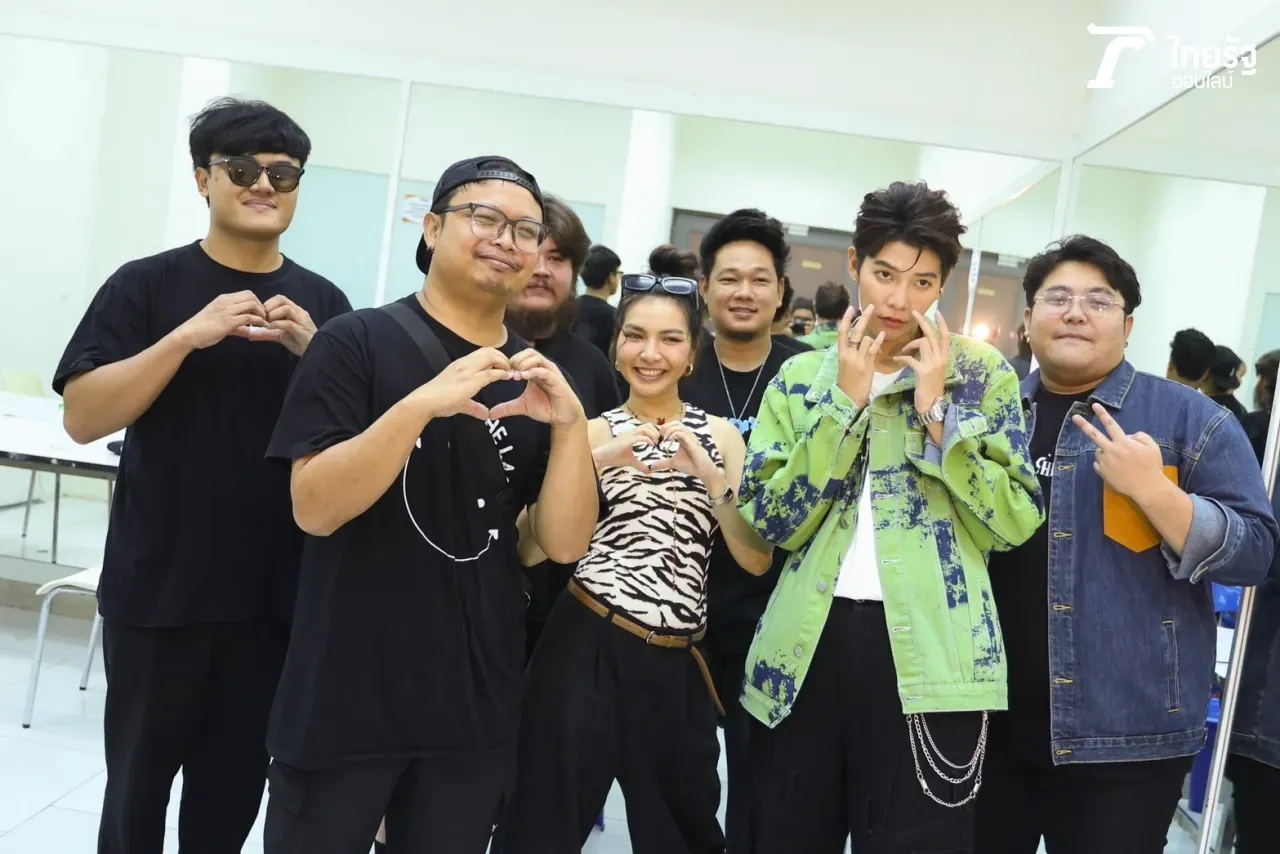 ชมภาพ ป๊ายปาย โอริโอ้ ขึ้นโชว์ไทยรัฐแฟร์ มอบความสุขให้แฟนๆ แบบเต็มอิ่ม