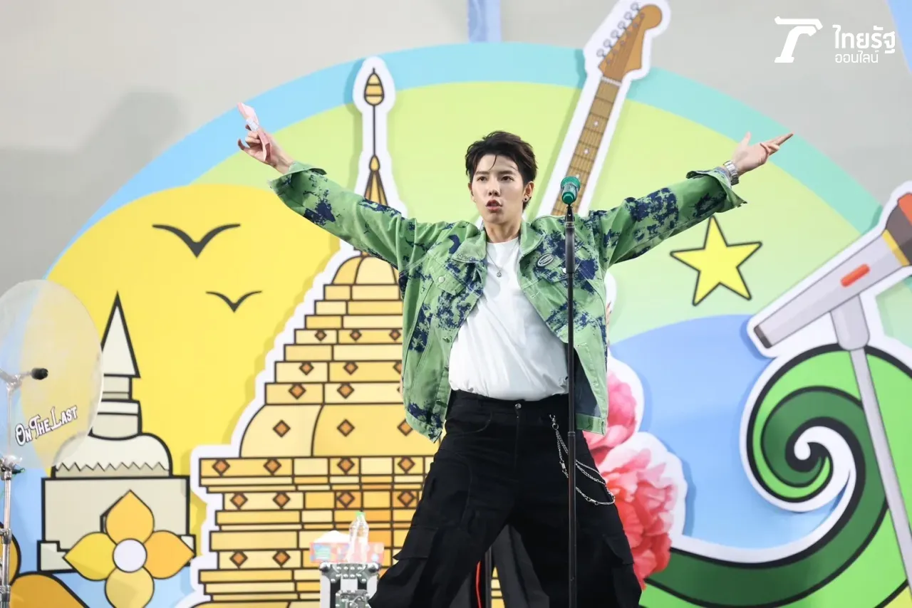 ชมภาพ ป๊ายปาย โอริโอ้ ขึ้นโชว์ไทยรัฐแฟร์ มอบความสุขให้แฟนๆ แบบเต็มอิ่ม