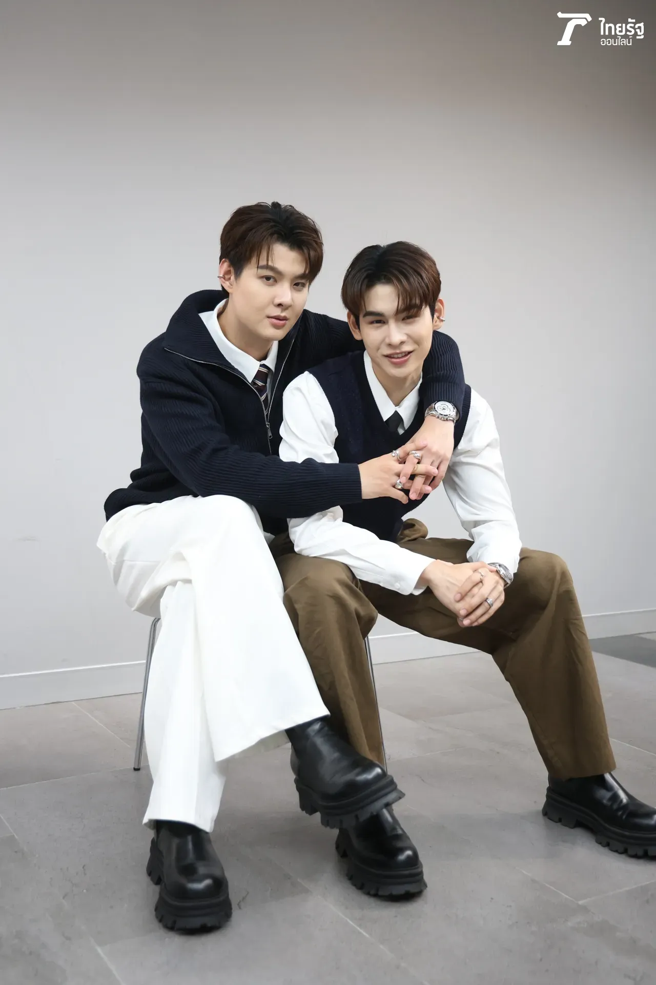 เซ้นต์ - ภูม 2 หนุ่มพี่น้องสุดซี้ บุคลิกต่างกันแต่นิสัยเข้ากันได้อย่างลงตัว (คลิป)