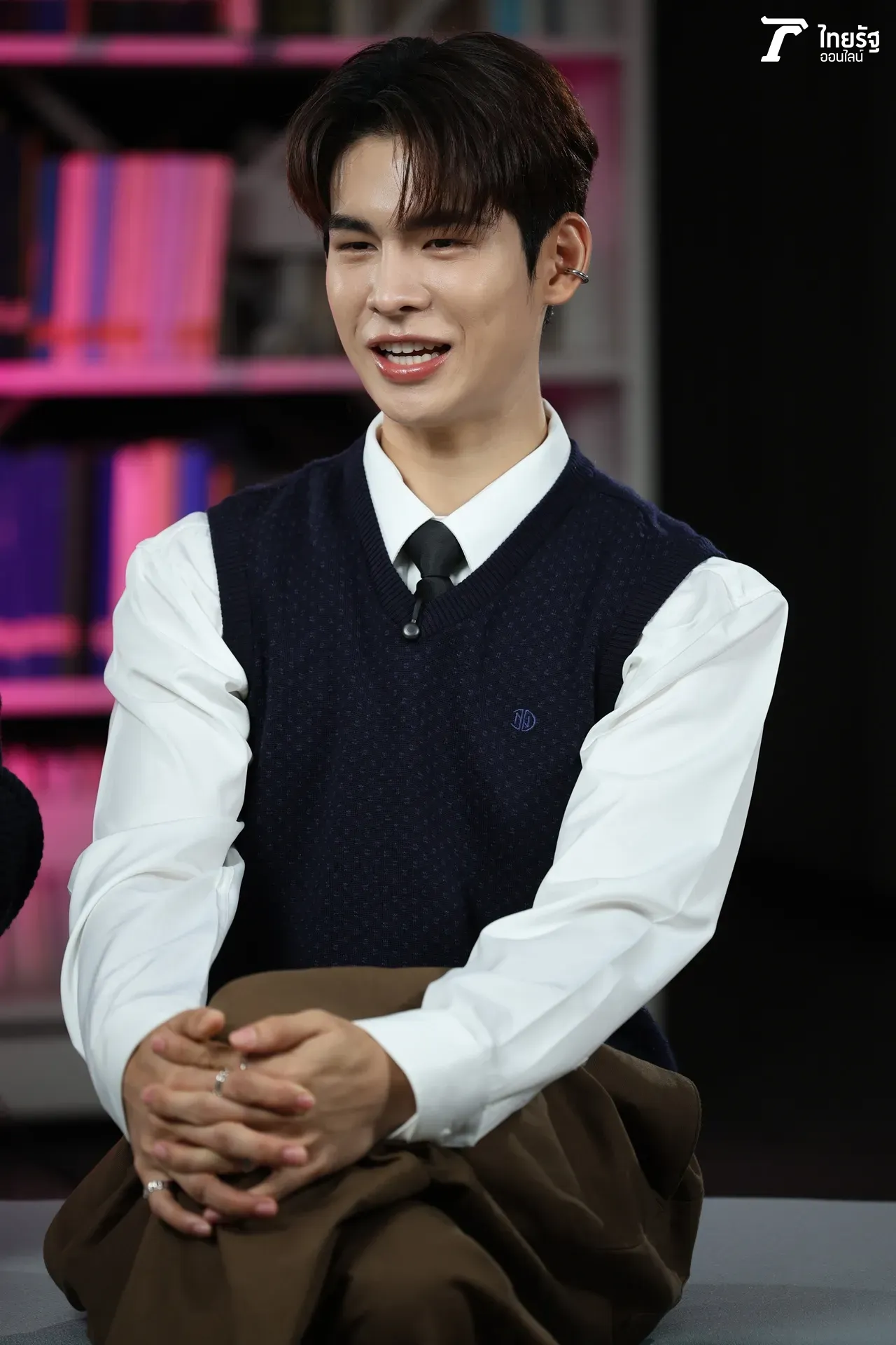 เซ้นต์ - ภูม 2 หนุ่มพี่น้องสุดซี้ บุคลิกต่างกันแต่นิสัยเข้ากันได้อย่างลงตัว (คลิป)