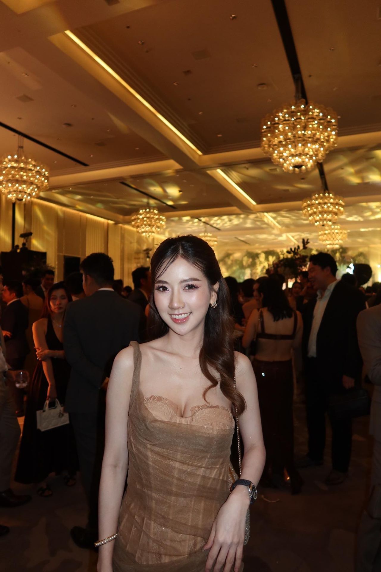 หญิงออน ดวงพร ขอบคุณภาพจากเฟซบุ๊ก Yingaon Duangporn Chaiyarungyos 