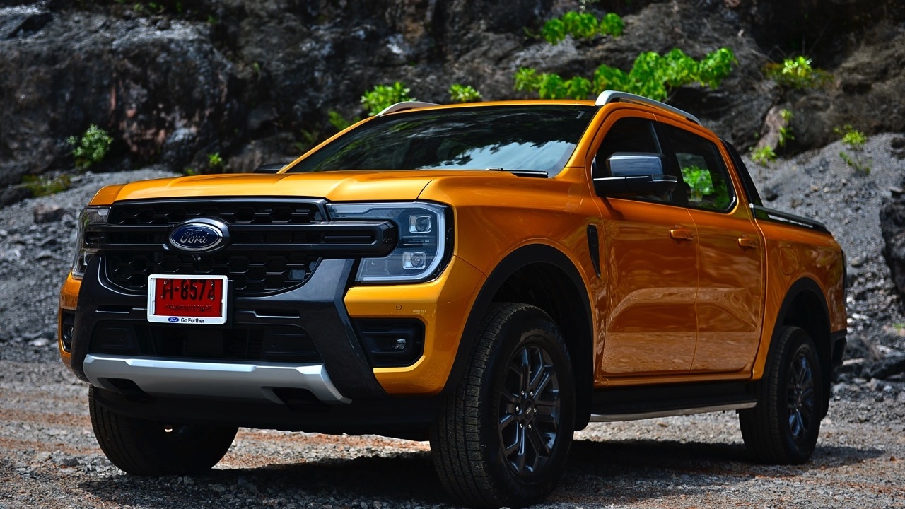 สัมผัสแรกสุดแสบสัน ทดสอบ NEW FORD RANGER 2022 