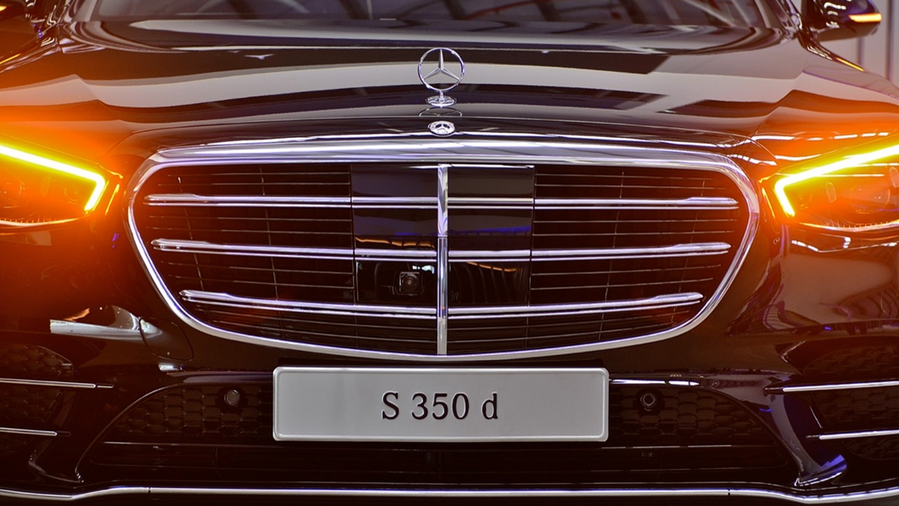 ส่องความไฮเทค MERCEDES-BENZ NEW S350D AMG PREMIUM