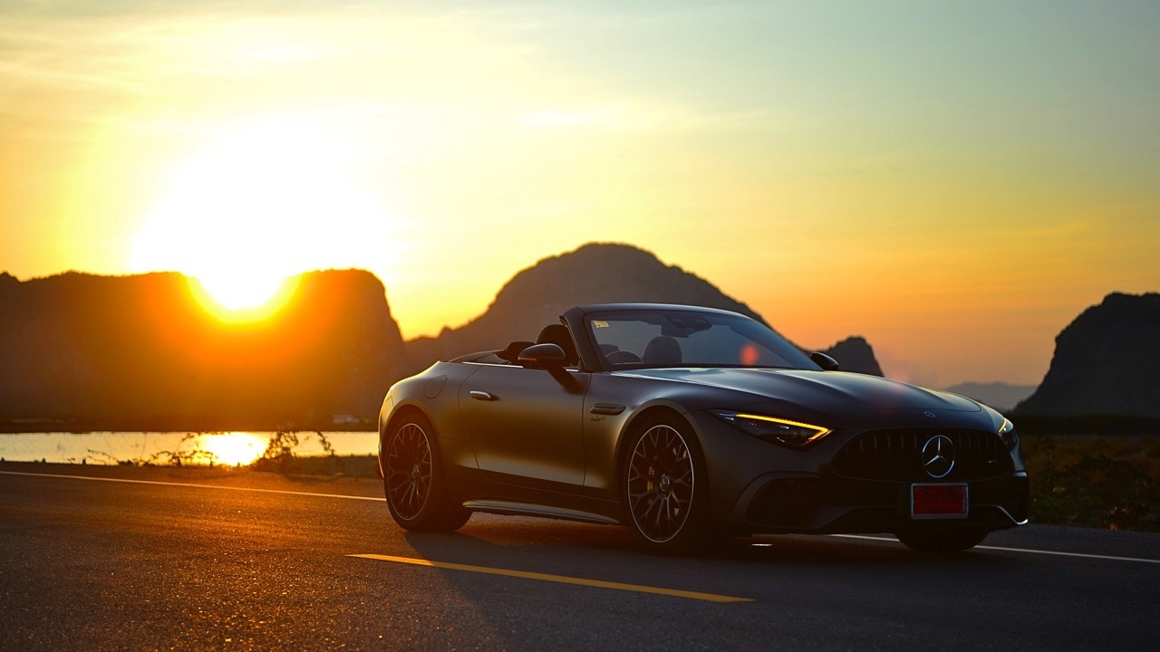 ดาวในดวงใจ ทดสอบ MERCEDES-AMG SL 43