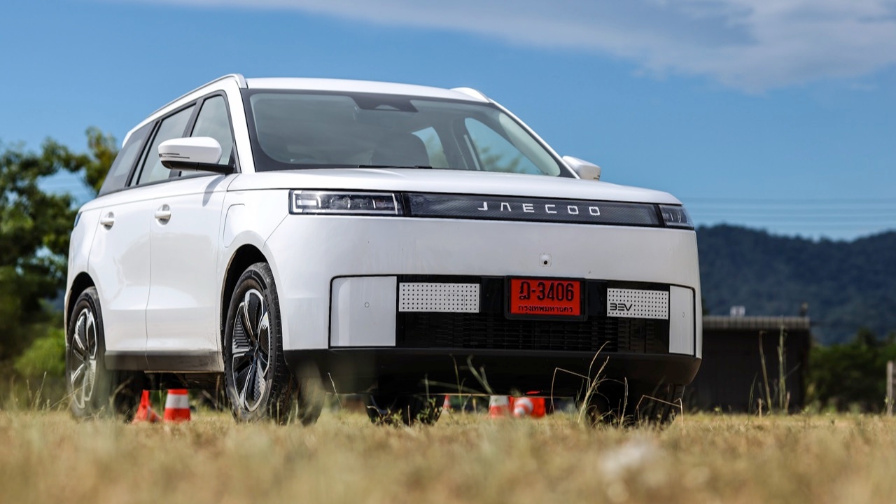 สัมผัสแรก ทดสอบ JAECOO 5 EV ขับดี ราคาโดน!