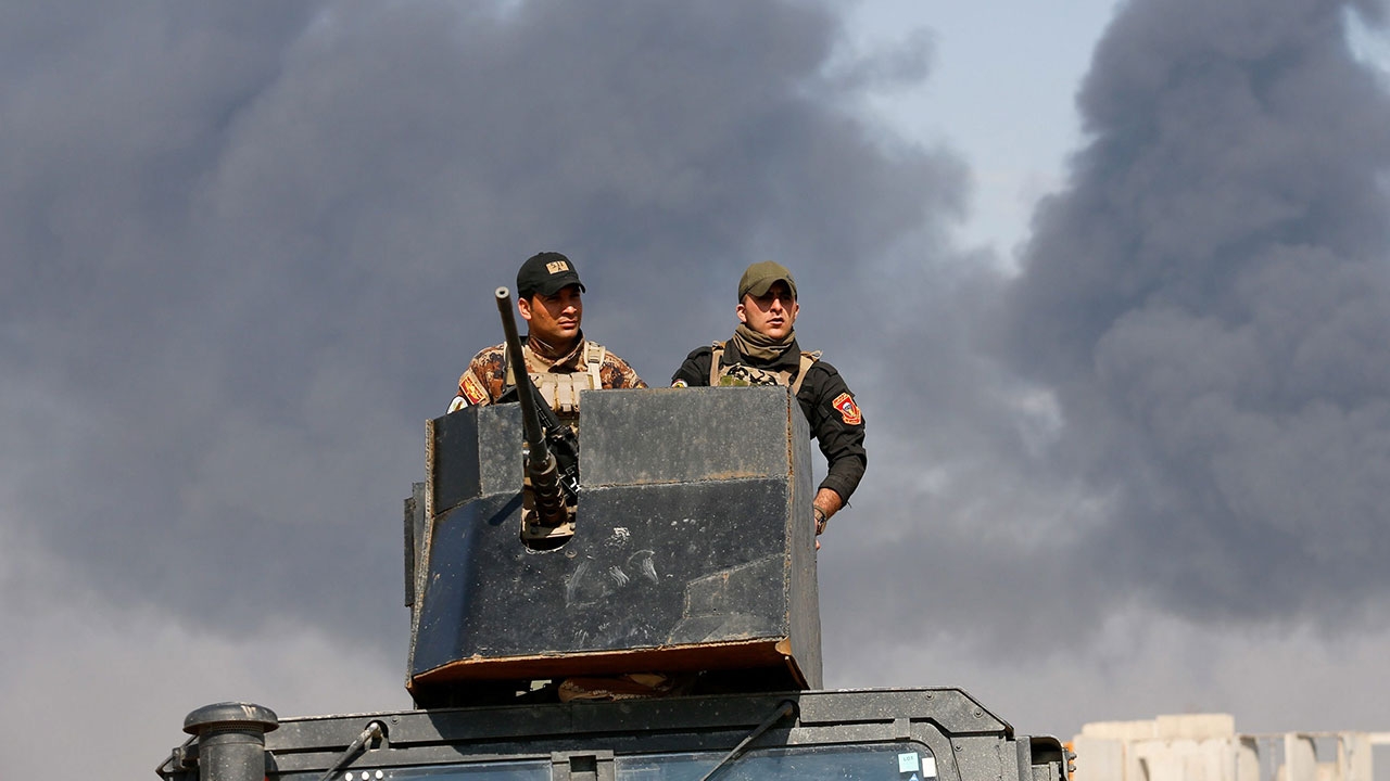 ทิ้งระเบิดหูดับตับไหม้! อิรักเฮ ยึดที่ทำการรัฐในโมซูล จากไอซิสได้แล้ว