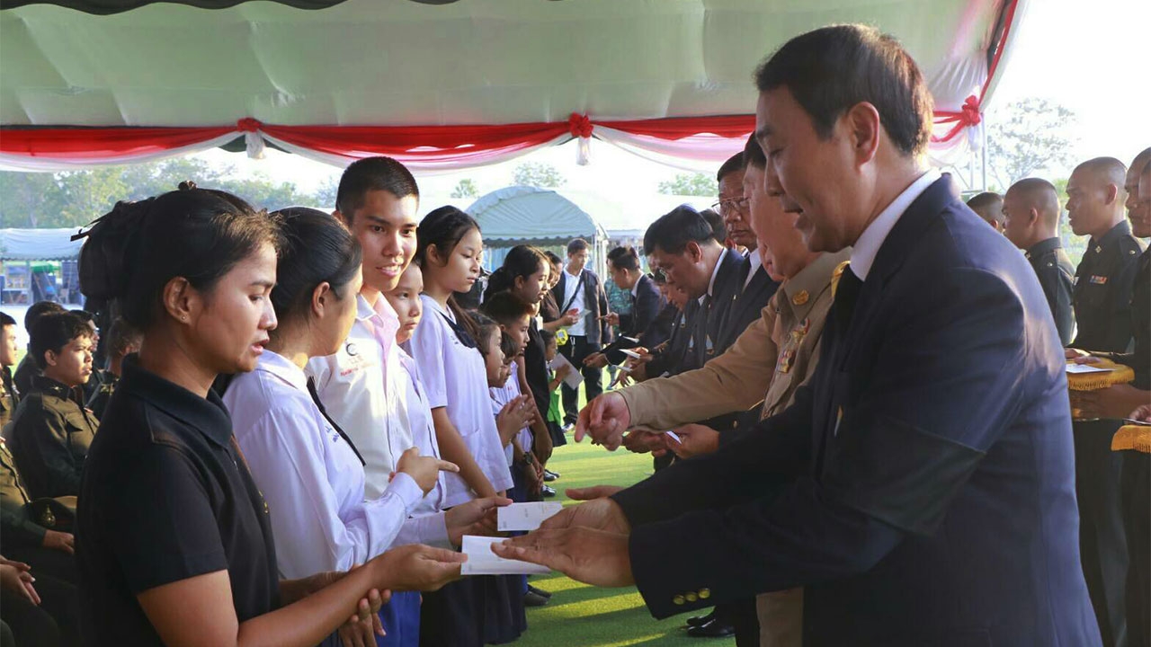 มูลนิธิราชภักดิ์ มอบเงิน สร้างห้องประวัติศาสตร์สมเด็จพระบูรพกษัตริย์