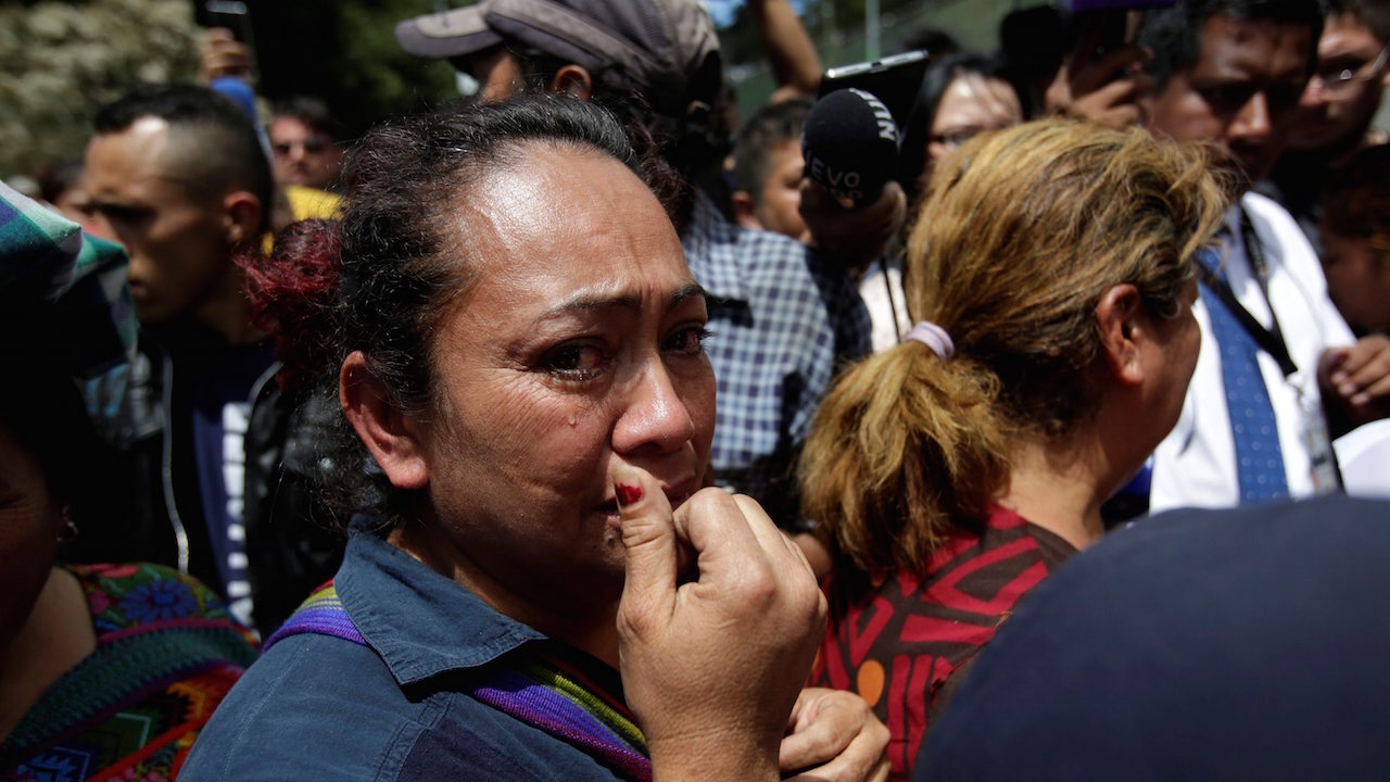 สลด ไฟไหม้บ้านพักเด็กเหยื่อทารุณในกัวเตมาลา คลอกดับ 19 ศพ