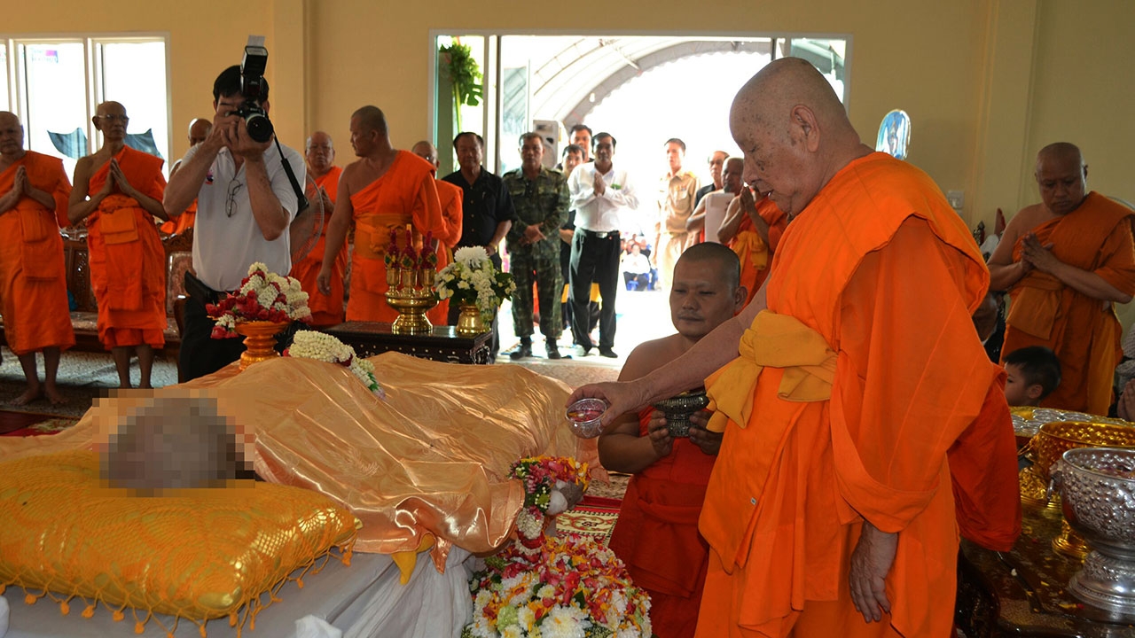 สิ้นเกจิดัง! 'หลวงพ่อแบน' วัดใหม่นพรัตน์ อาพาธไตวาย สิริอายุ 86ปี