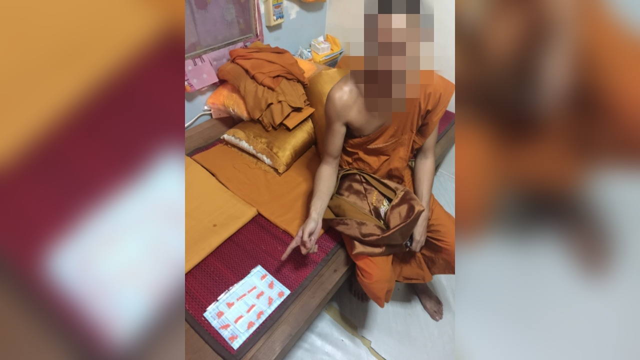 จับพระหนุ่มคากุฏิ! สารภาพค้ายาบ้า-ไอซ์ ให้วัยรุ่นย่านอ่อนนุช