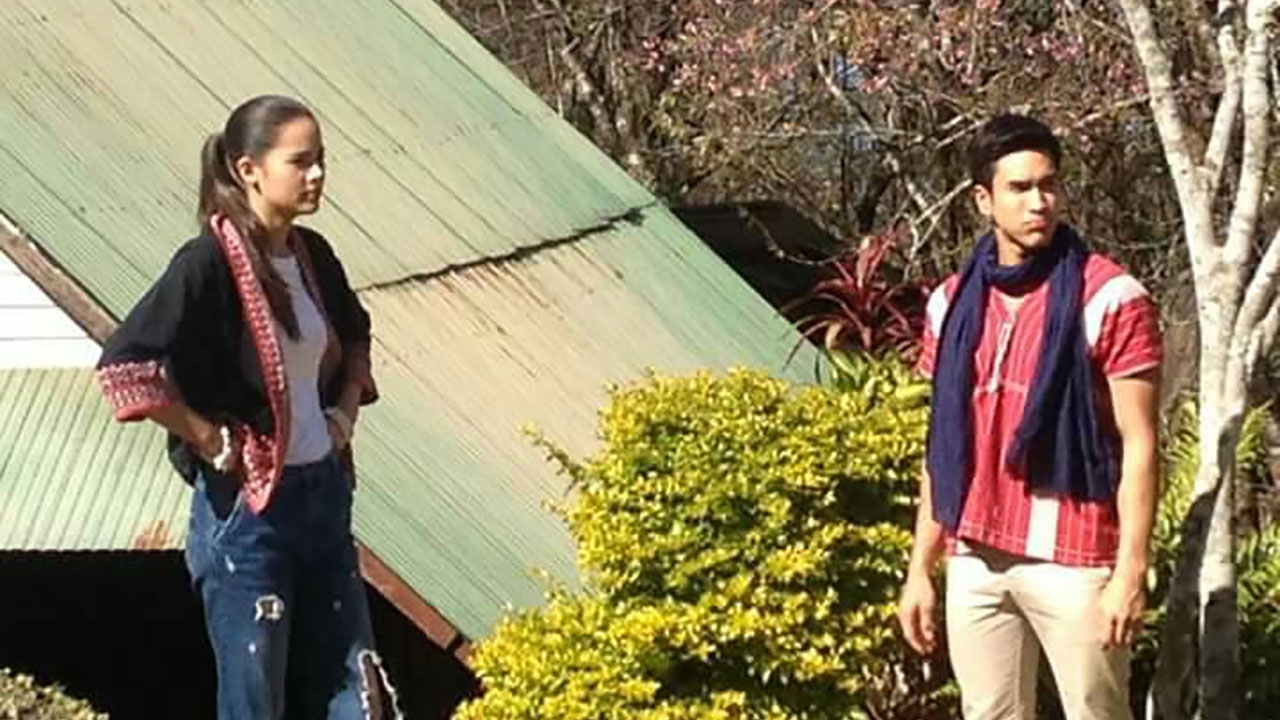 ‘ณเดชน์-ญาญ่า’ ยังมา ซากุระบานเต็มดอยที่เชียงราย สวยสุดในรอบปี