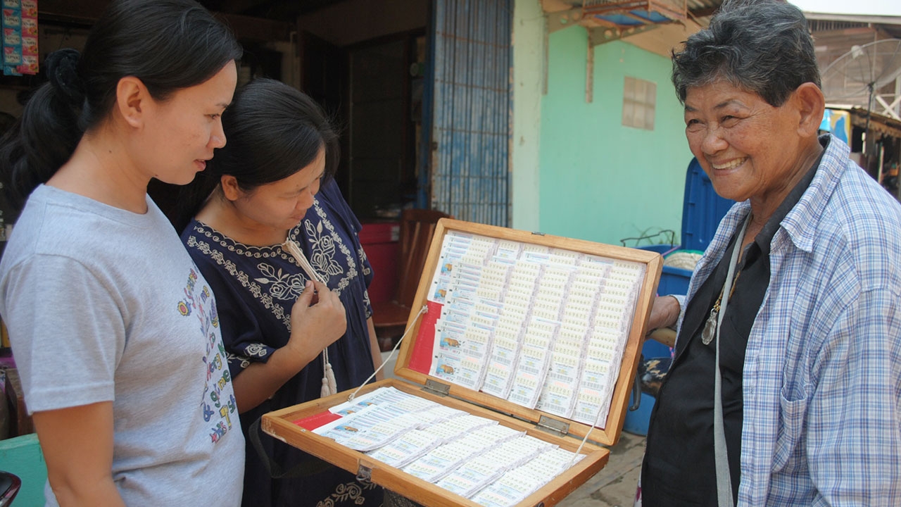 เลขเด็ดในดวงใจ คอหวยเมืองสุโขทัย หาซื้อ 20 89 98 เกลี้ยงแผง