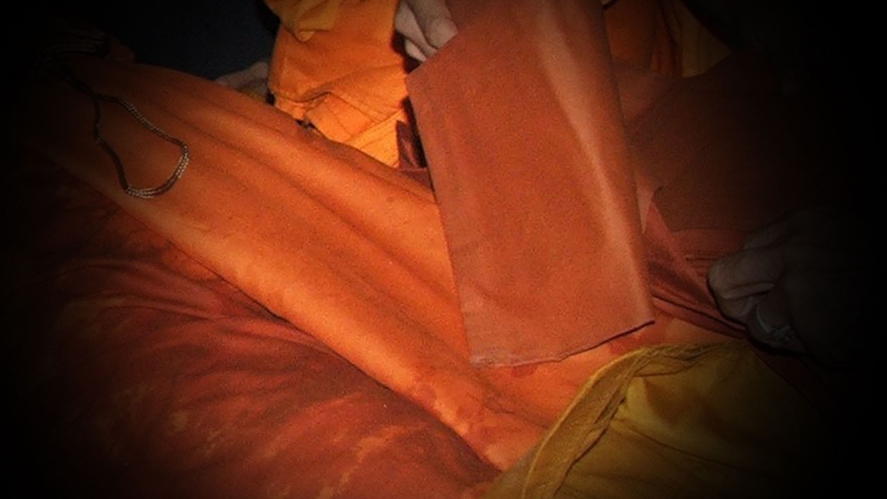 มรณภาพปริศนา! พระหนุ่มนักปฏิบัติ  ห่มจีวรเป็นศพลอยคลอง  