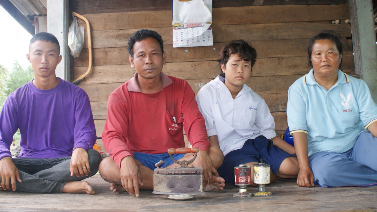 สุดรันทด! ไม่มีไฟฟ้าใช้ 54 ปี ร้องเรียนแล้วเรื่องเงียบหาย