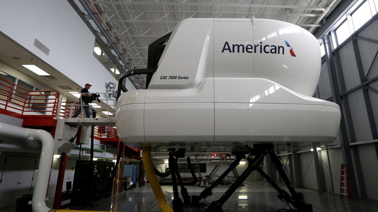 พาไปชมซิมมูเลเตอร์ 'ดรีมไลเนอร์' อเมริกันแอร์ไลน์ส