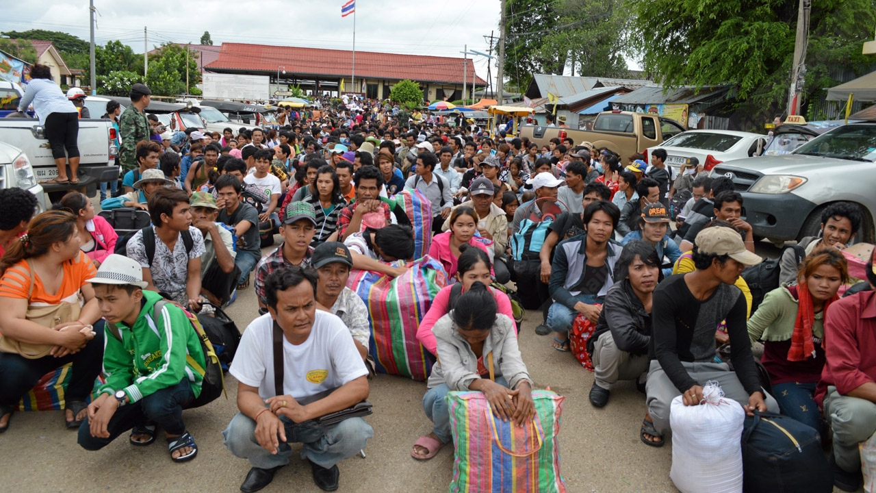 คสช.ประกาศยืนยันไม่มีการจับกุม-ใช้อาวุธกับแรงงานต่างด้าว 