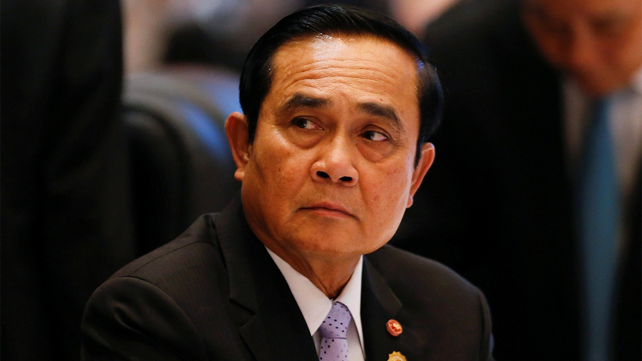 ผู้นำหวยล็อก ชิงพื้นที่อำนาจ