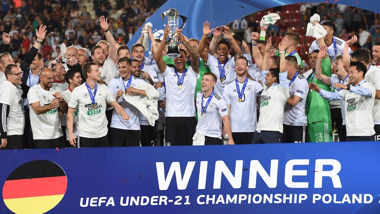 'อินทรีน้อย' หักเขากระทิงน้อยเต็งแชมป์ 1-0 ครองเจ้ายุโรป ยู-21 สมัย 2