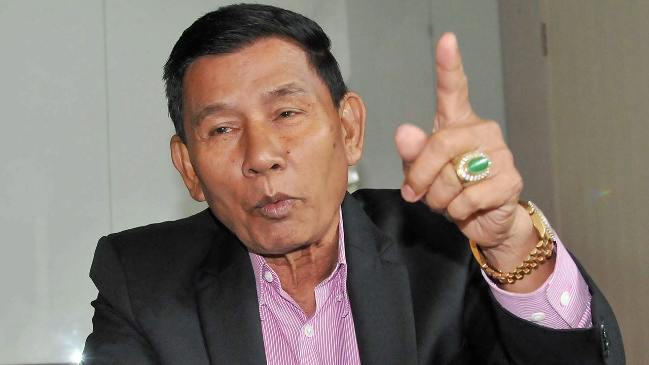 พท.ดึงหนวดเสือ แหย่แสบ ให้ปฏิรูปกองทัพ