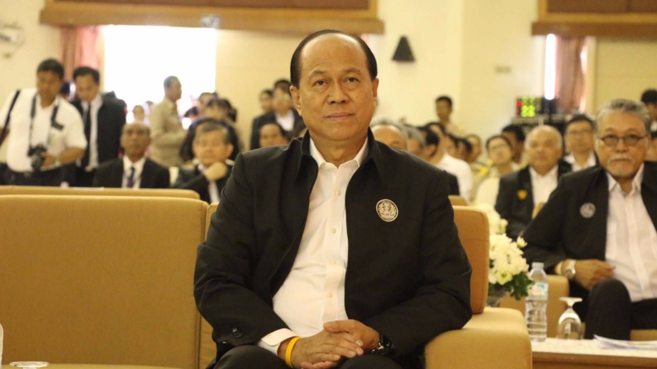 มท.1 ย้ำผู้ว่าฯ 20 จว.อีสาน รบ.จะนำพาคนไทยก้าวสู่อนาคตที่มั่นคง