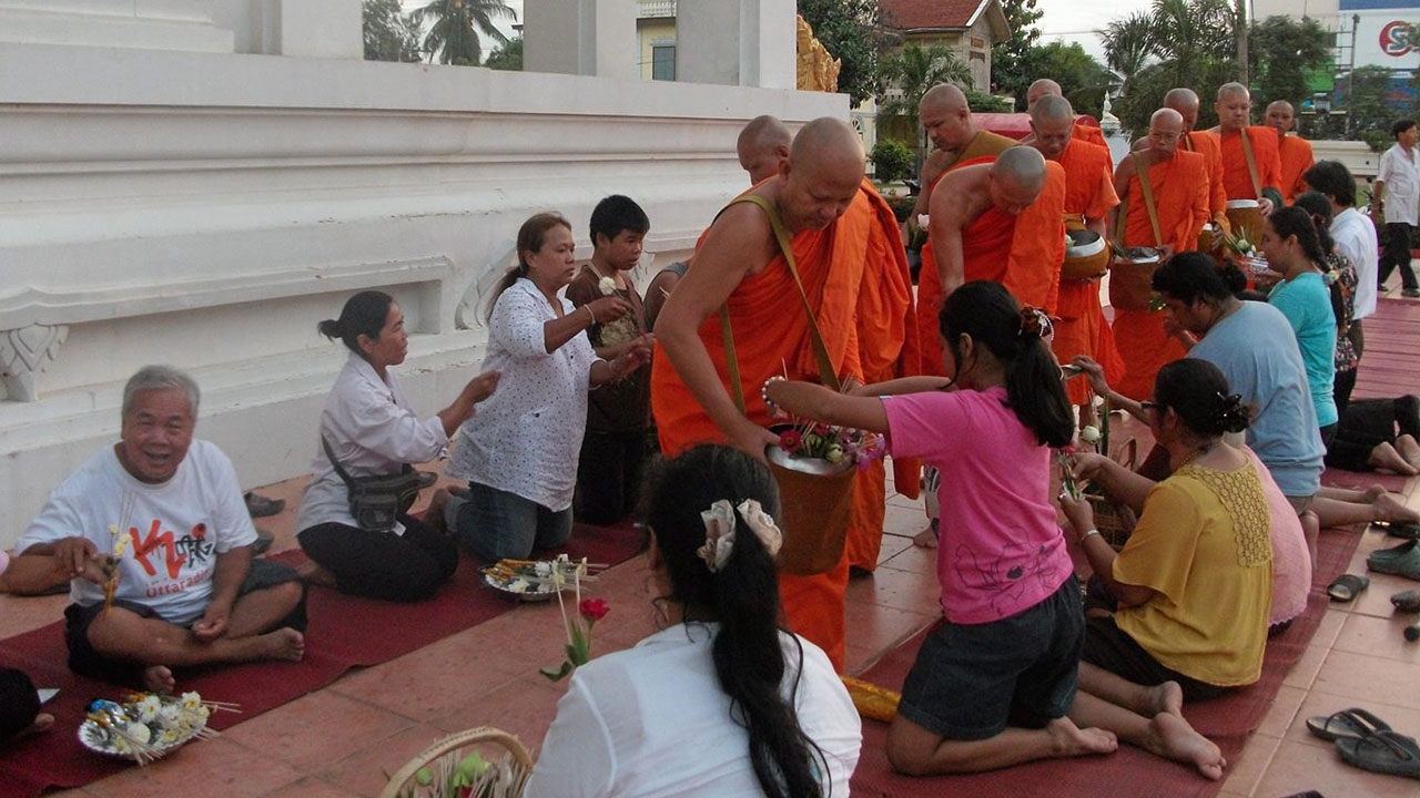 คาดเงินสะพัด 6.2 พันล้าน วันอาสาฬหบูชา-เข้าพรรษา สูงสุดรอบ 6 ปี