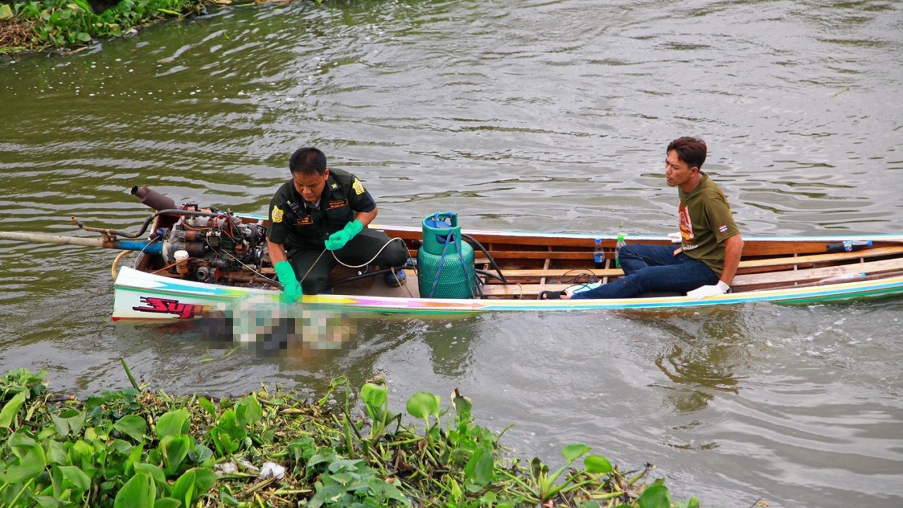 รวบแล้ว พ่อเลี้ยง-แม่ ต้องสงสัยฆ่าลูกถ่วงน้ำคลองสำโรง