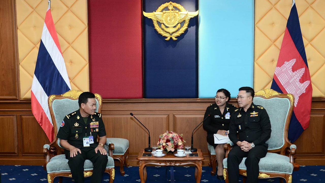 'บิ๊กปุย' ติวเข้มทหารเขมร 19 นาย เข้ารับอบรมปฏิบัติการด้านการเกษตร