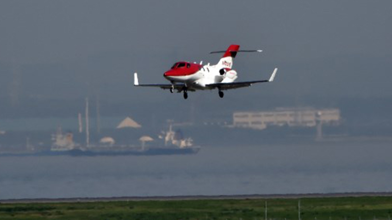 “ฮอนด้า” รุกตลาดเครื่องบิน!