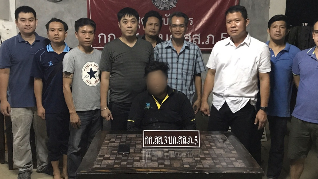 รวบช่างประปาอ้างเป็นผกก.โทรไปรีดเงินคนรวย เจอผู้เสียหายบุกจับเอง