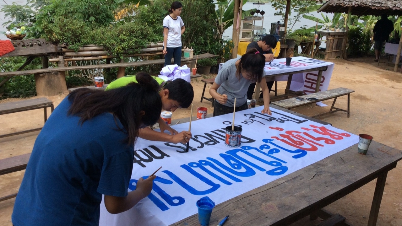 ทหารเดินสายพบกลุ่มรักษ์เชียงของ ชาวบ้านยังคงต้านเรือระเบิดแก่ง