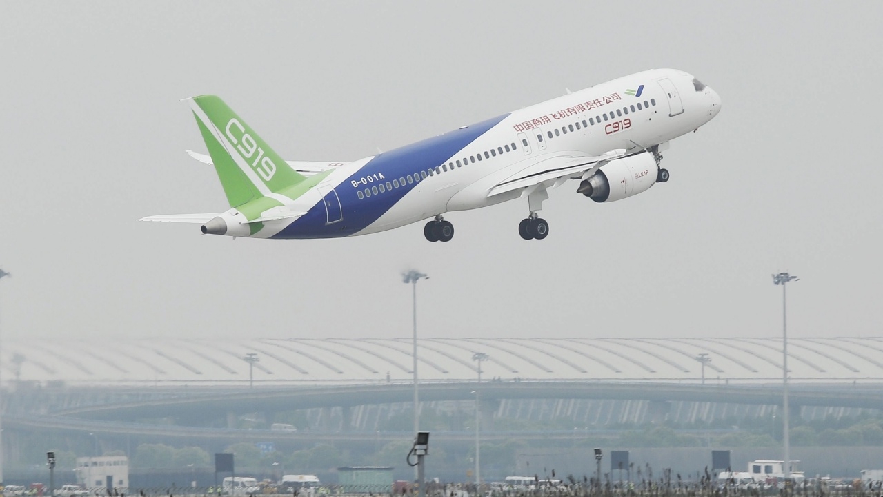 มังกรทะยานฟ้า! เครื่องบินโดยสาร C919 ประสบความสำเร็จบินเที่ยวแรก