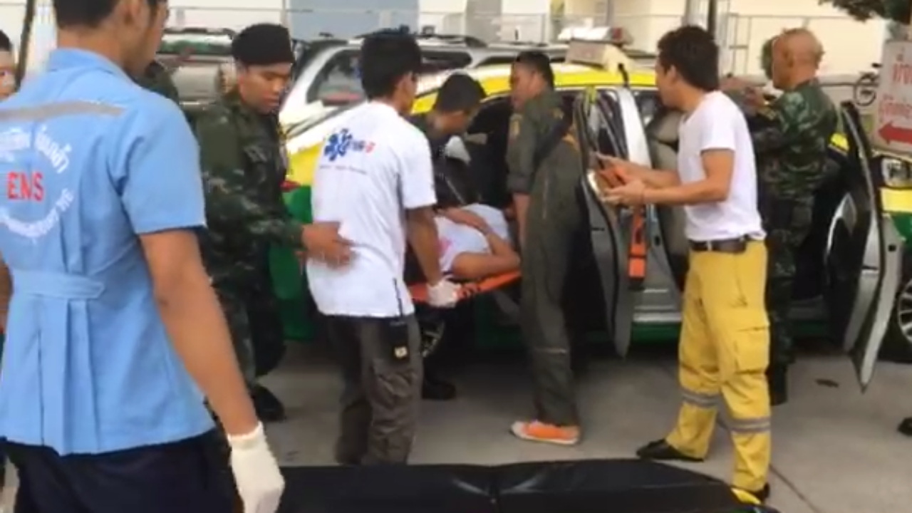 รถติดรามอินทรา สาวท้องแก่คลอดฉุกเฉินบนแท็กซี่ ได้ลูกสาว-ปลอดภัยทั้งคู่