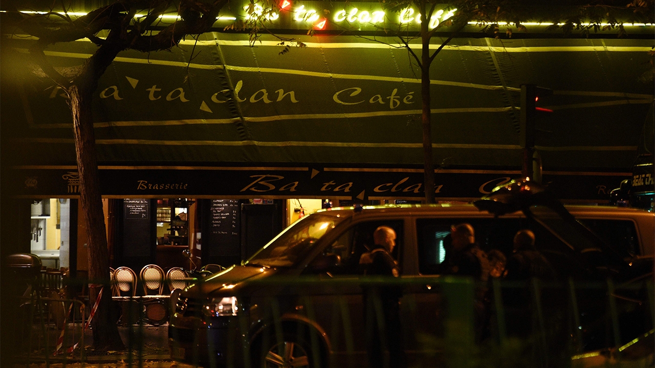 ตร.ฝรั่งเศสจับเด็กสาว 2 คนวางแผนถล่มงานแสดงคอนเสิร์ตกลางกรุงปารีส