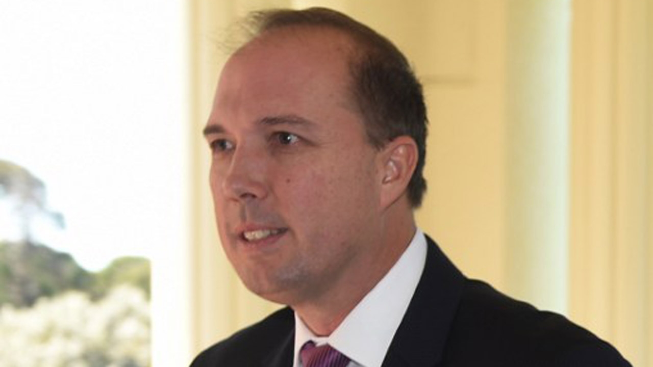 ออสซี่จี้ปราบต่างชาติ ตั้งแก๊งซิ่ง-ทำธุรกิจมืด