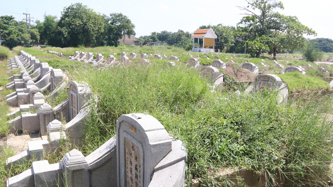 ศาลอยุธยาตัดสิน ห้ามวัดพนัญเชิงฯ รื้อฮวงซุ้ย