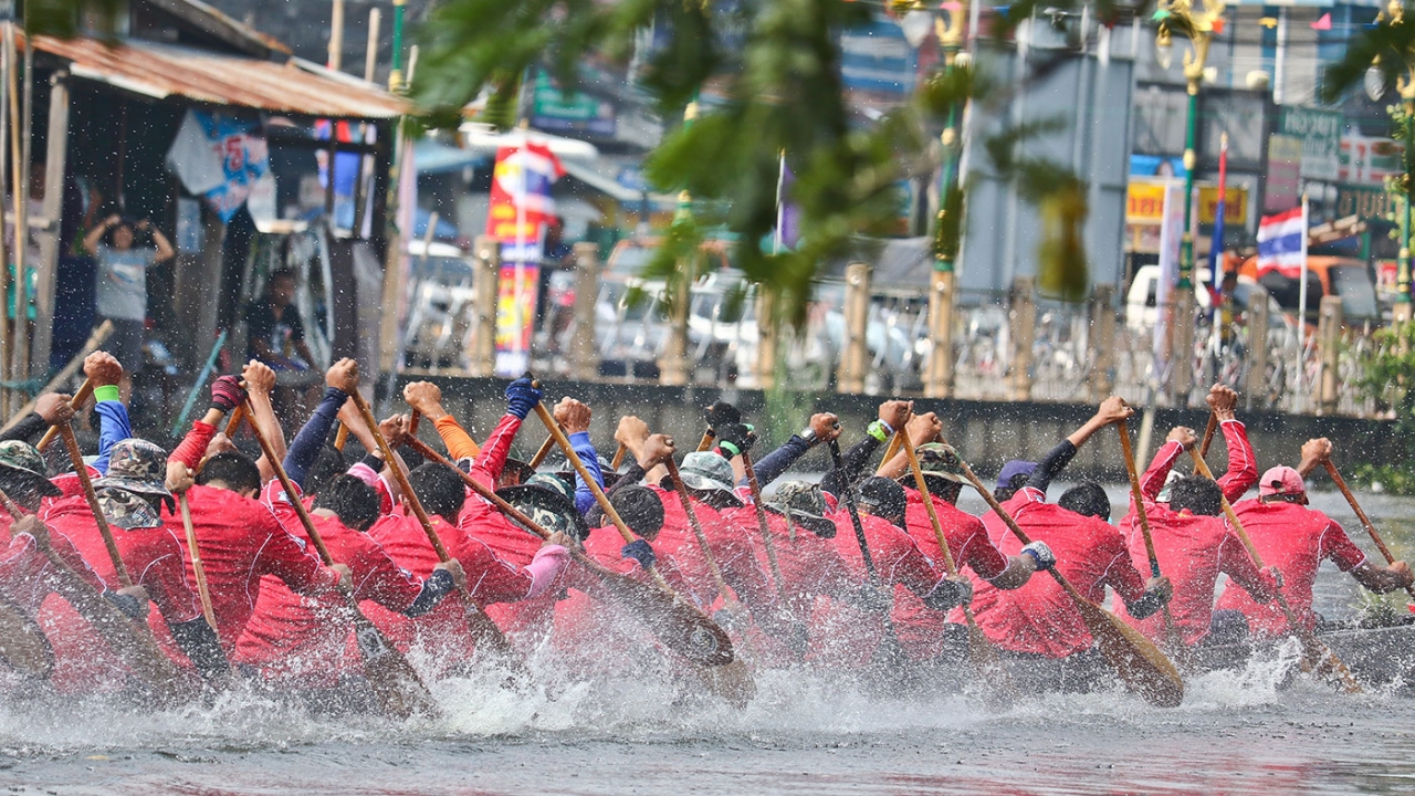 ลุยเมืองปทุม ส่อง 'เรือยาวฟีเวอร์' สนุกสุดมัน