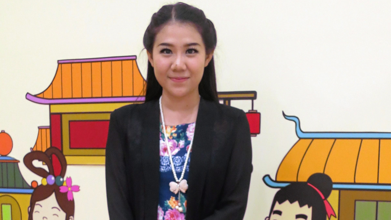 จุติรัตน์ ชาติภิญโญ ผู้เปิดโลกการเรียนรู้ การพัฒนาภาษาที่ 3 ต้องเริ่มแต่วัยเด็กเล็ก