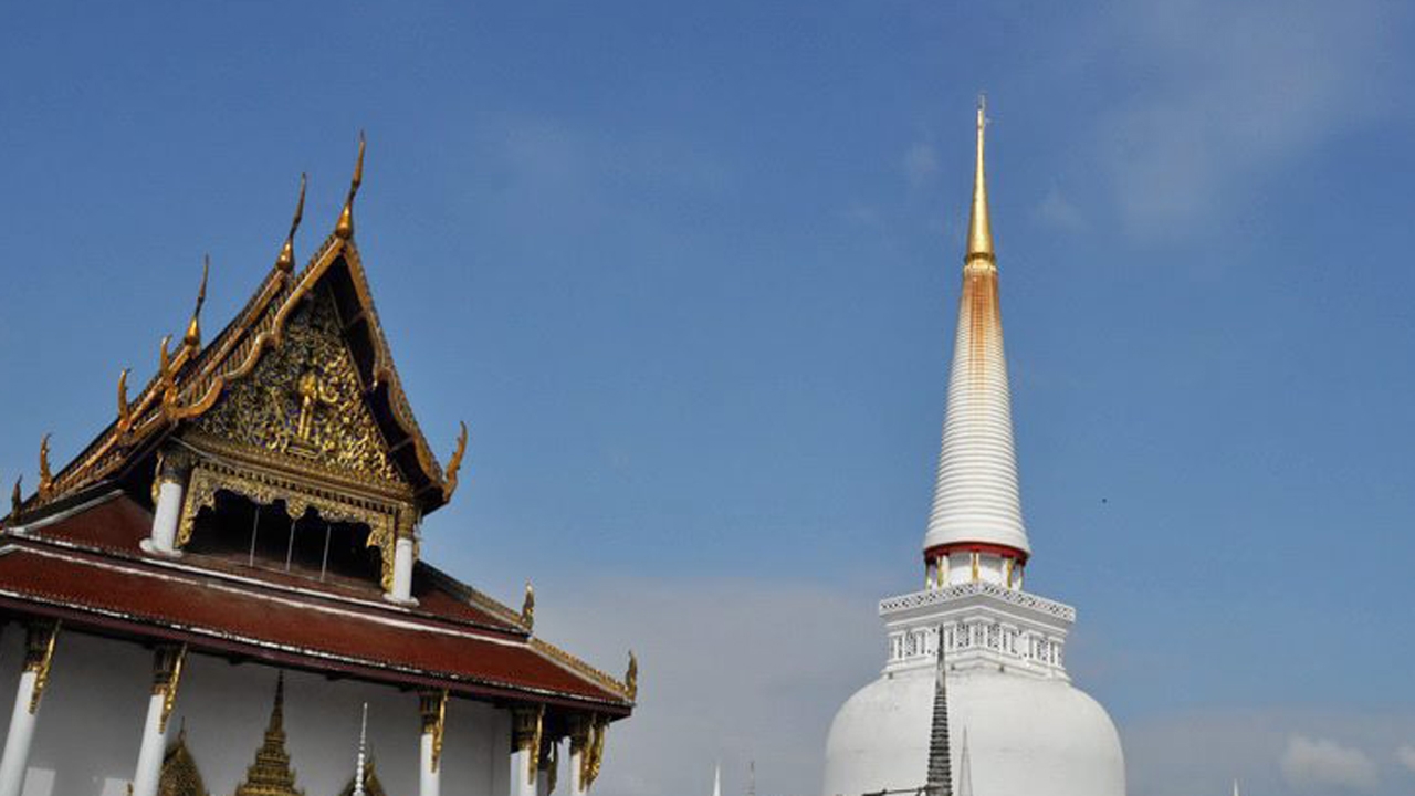 ตรวจปลียอดพระธาตุ หาสาเหตุคราบสนิม