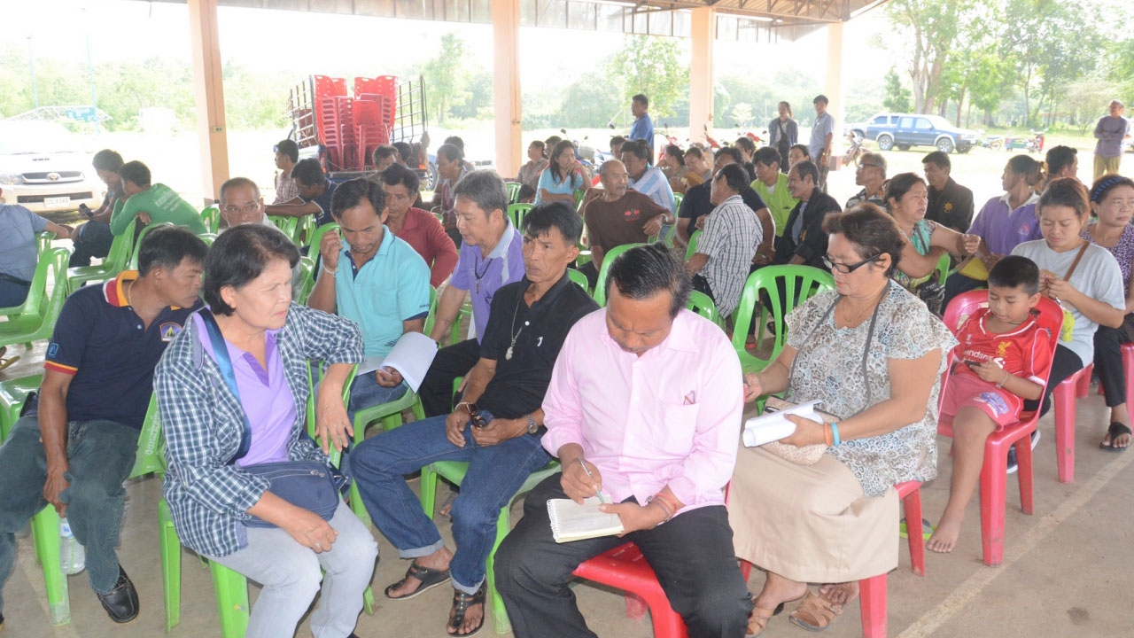 ชาวกาญจน์ ไม่เอารถตัดข้าวโพด วอนให้หมู่บ้านจัดการงบ 5 ล้านเอง