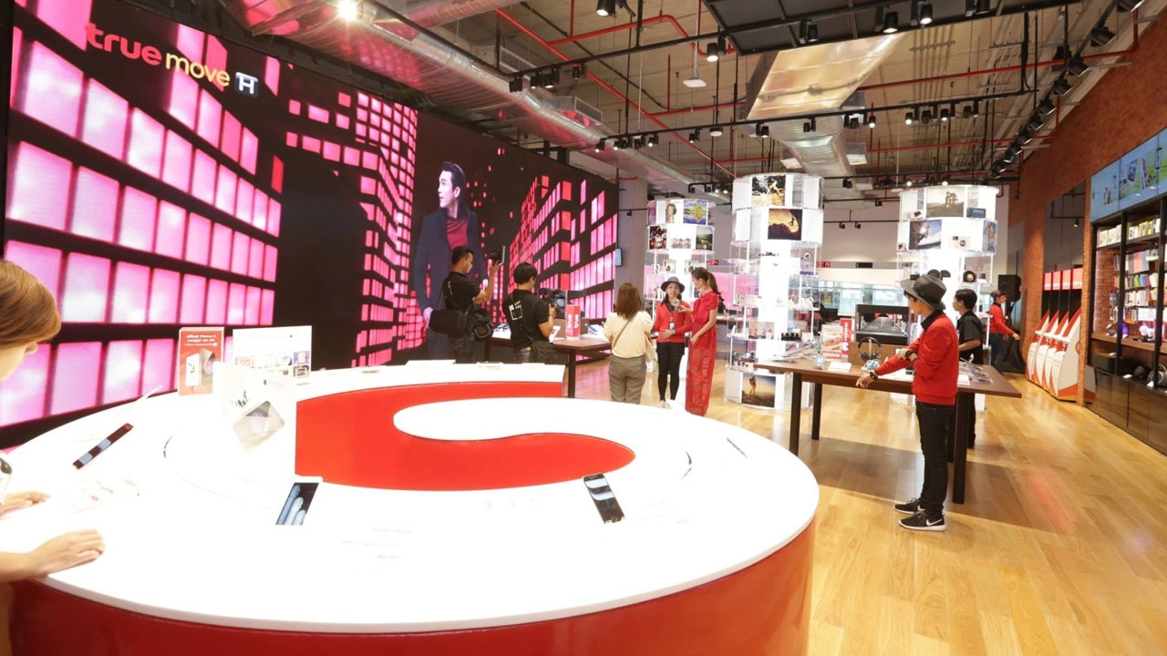 แปลงโฉมช็อปหรู 'True Smart Store' เน้นบริการเร็ว ไม่ให้ลูกค้ารอ!