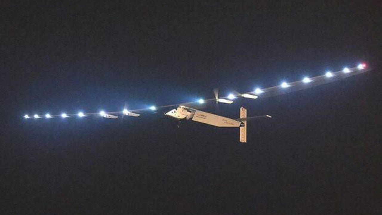 เครื่องบินพลังงานแสงอาทิตย์ Solar Impulse2 ออกบิน มุ่งหน้าฮาวายคืนนี้