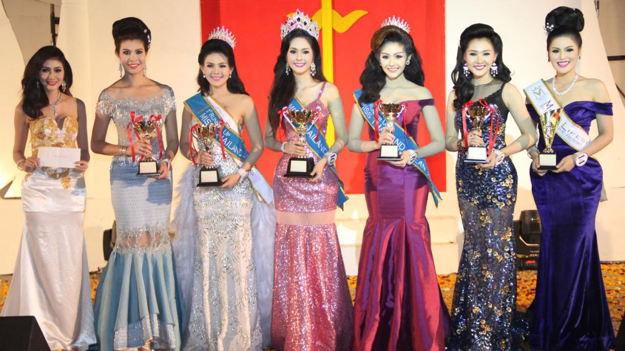 สาวสุพรรณคว้า “มิสไทยแลนด์อาเซียน 2015” งานไม้ดอกอาเซียน