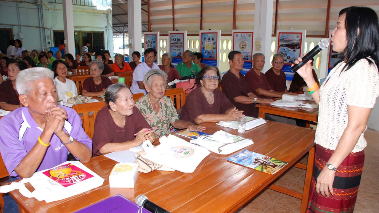 พิษณุโลก เปิดโรงเรียนผู้สูงอายุ นำร่องที่สมอแข สมัครรุ่นแรกกว่า 100 คน