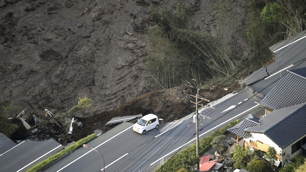 อพยพวุ่น เขื่อนแตก!แผ่นดินไหว 7.3 เขย่าญี่ปุ่นครั้งใหม่ หนักกว่ารอบแรก 