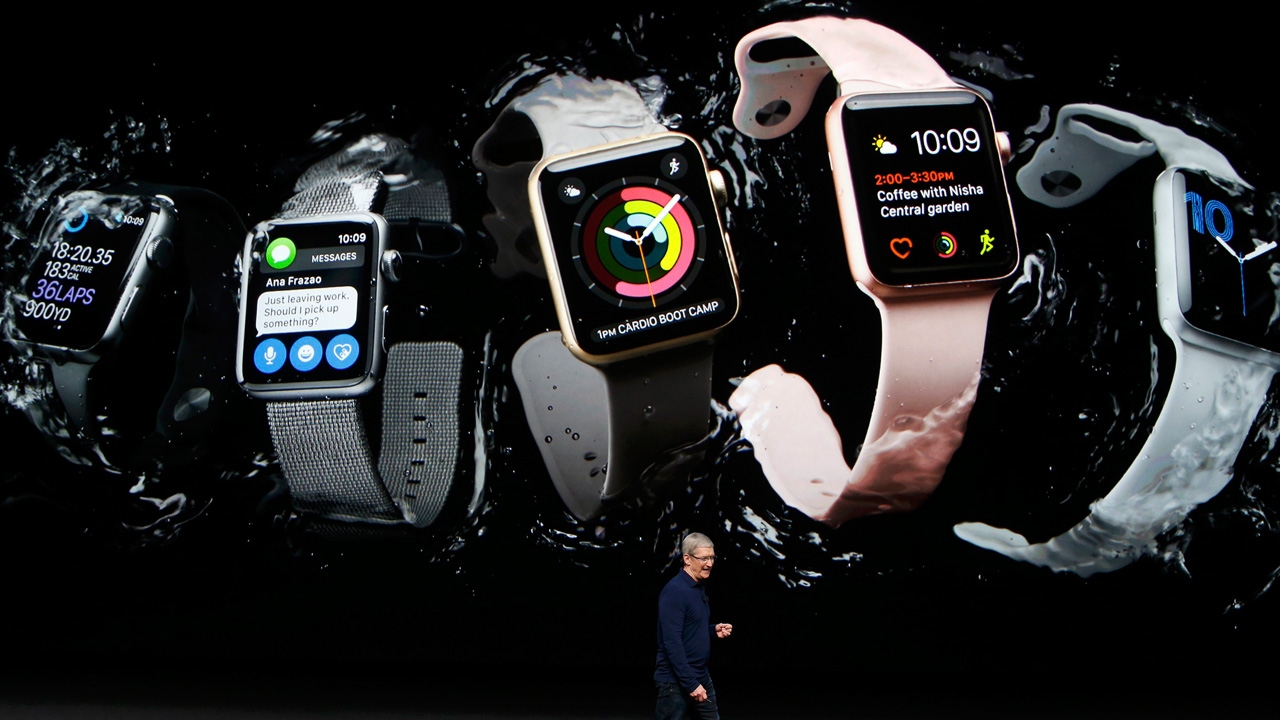 'แอปเปิล' เปิดตัว 'Apple Watch Series 2' ยกเครื่องใหม่ ใส่ว่ายน้ำได้