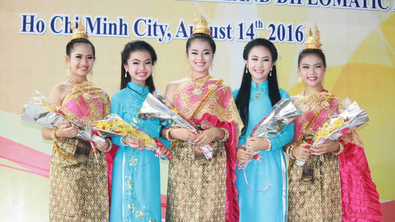 'แอร์เอเชีย' สานฝัน 'นักเรียนไทยรัฐวิทยา' เป็น 'ยุวทูตวัฒนธรรม'