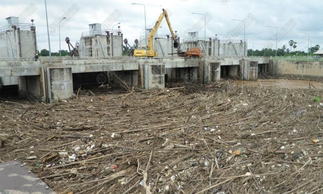 ฝนตกซ้ำ 'เขื่อนหาดสะพานจันทร์' สุโขทัยจ่อวิกฤติ